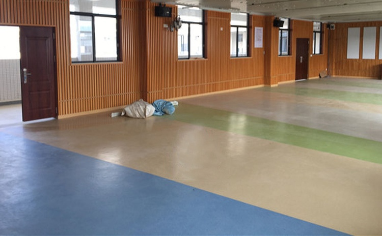 湖北黃石學(xué)校舞蹈室槽木吸音板聲學(xué)工程-1 湖北黃石學(xué)校舞蹈室槽木吸音板聲學(xué)工程-1